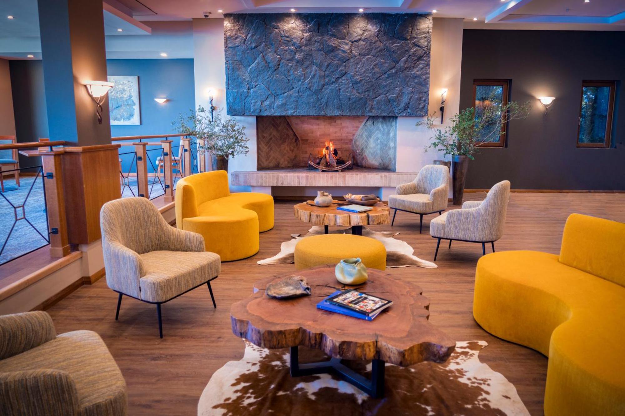 Park Lake Luxury Hotel Pucón Εξωτερικό φωτογραφία The lobby of the hotel