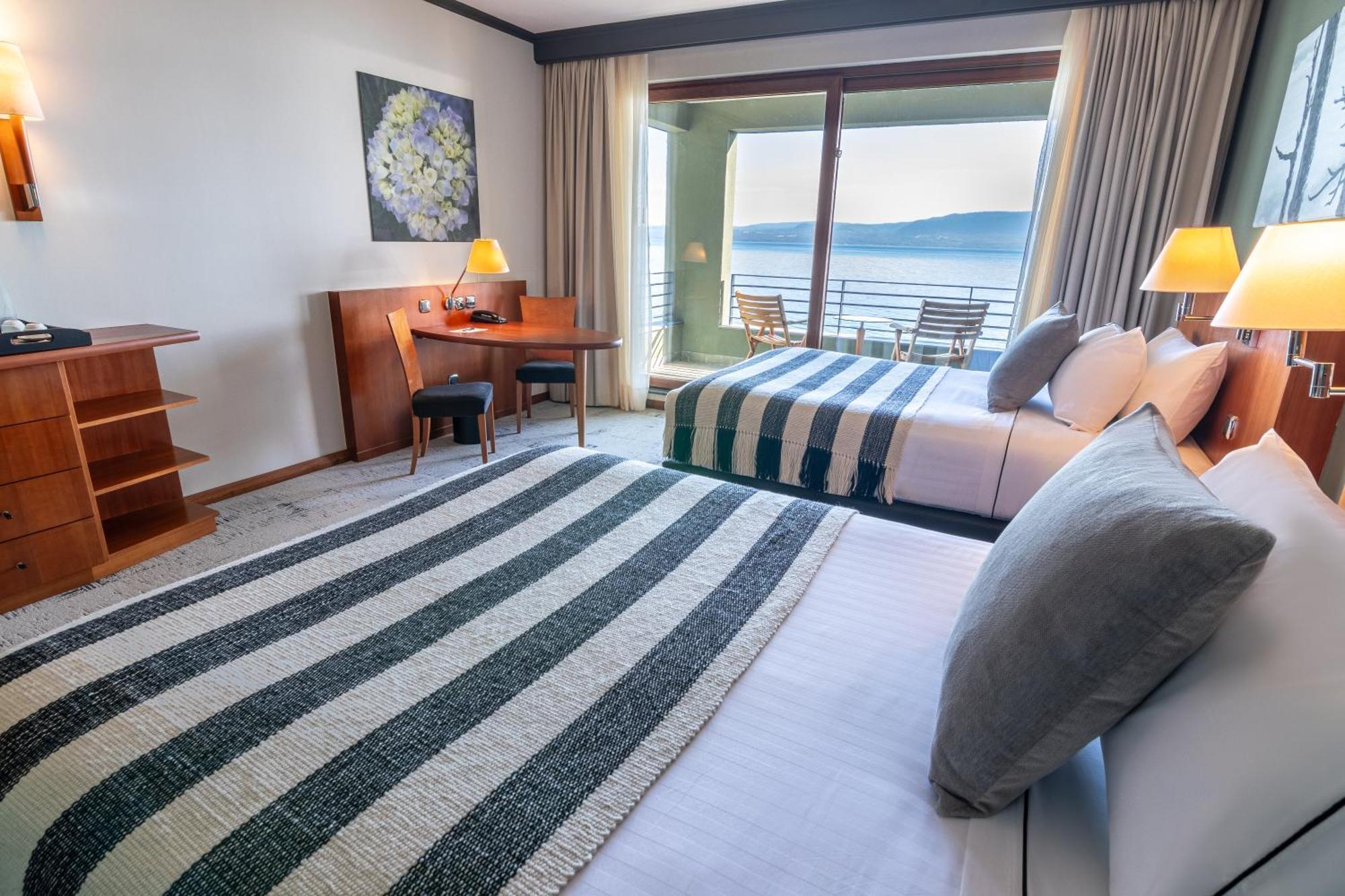 Park Lake Luxury Hotel Pucón Εξωτερικό φωτογραφία Deluxe room with sea view