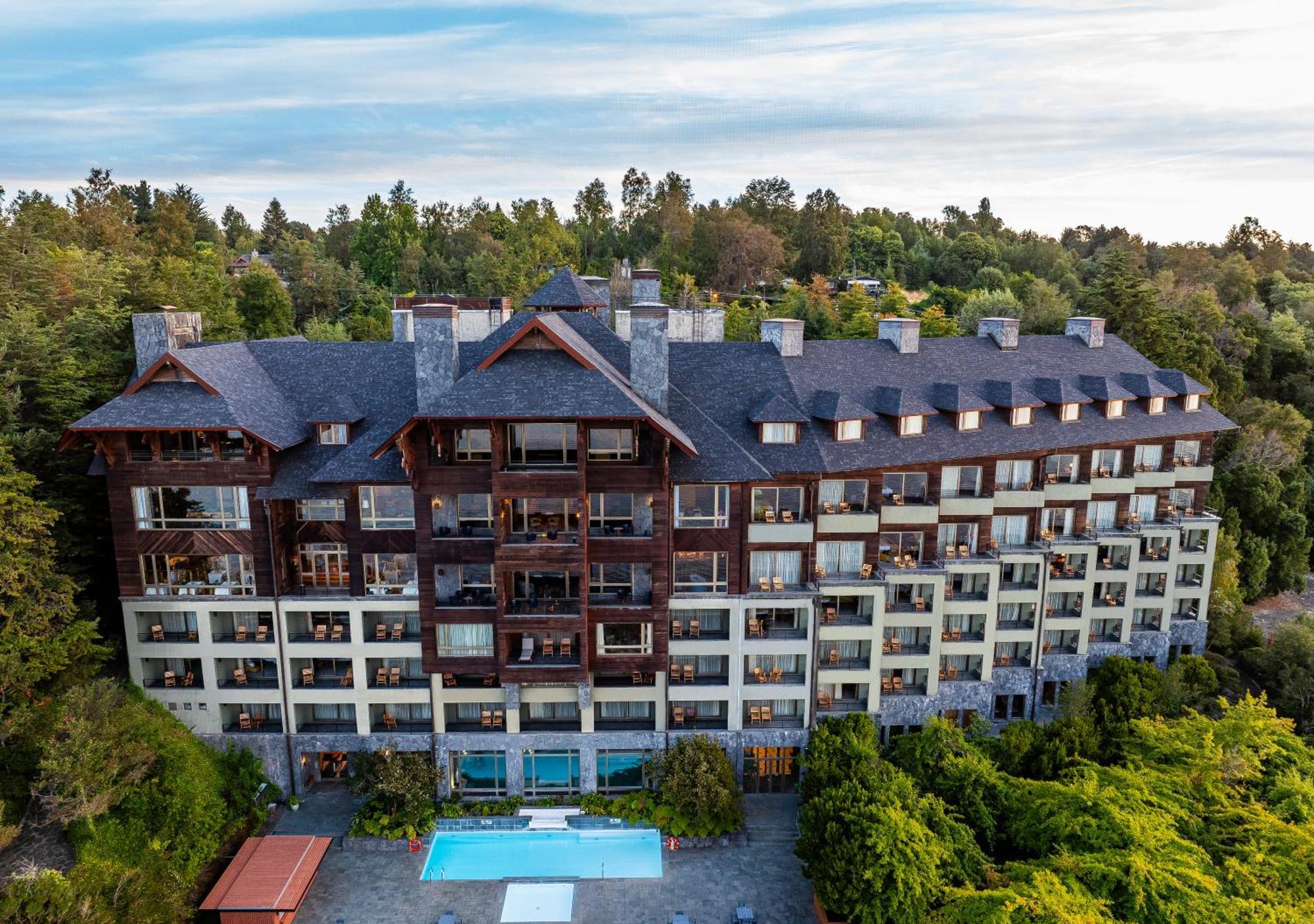 Park Lake Luxury Hotel Pucón Εξωτερικό φωτογραφία The hotel in 2016